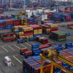 Neraca Dagang RI Kembali Surplus Selama 52 Bulan